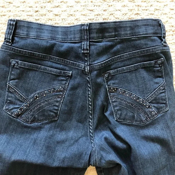 𝅺Lee the most conferable denim jeans size 8 Medium - Picture 1 of 15